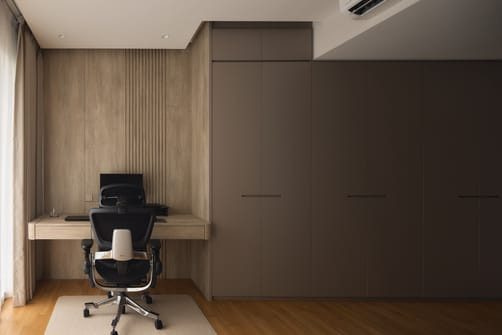 12 Keppel Bay condo workroom featuring luxe interior design, elegant furnishings, and a stylish modern workspace.